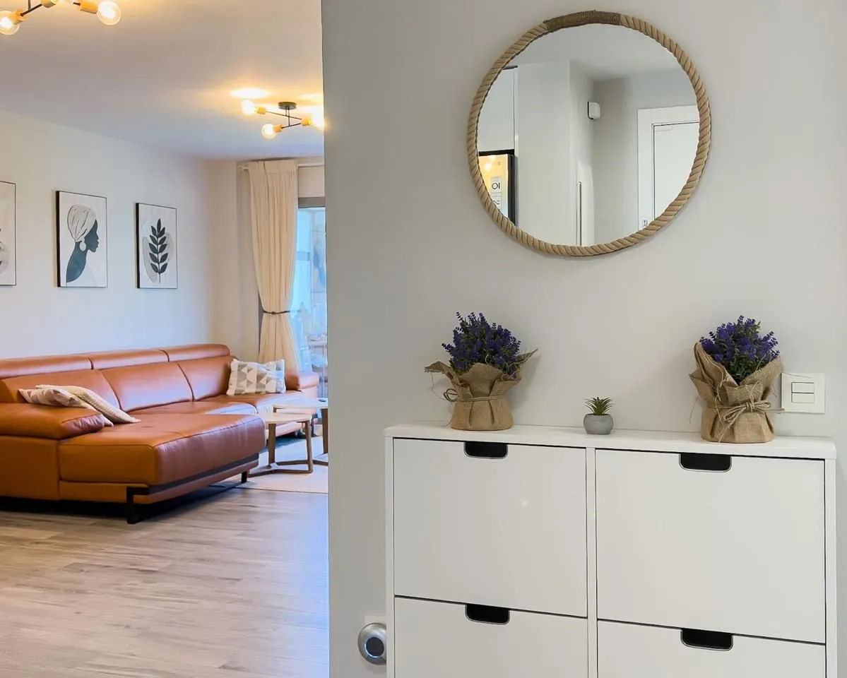 77900dff-ab8c-4ae3-b975-28d0fc728ced