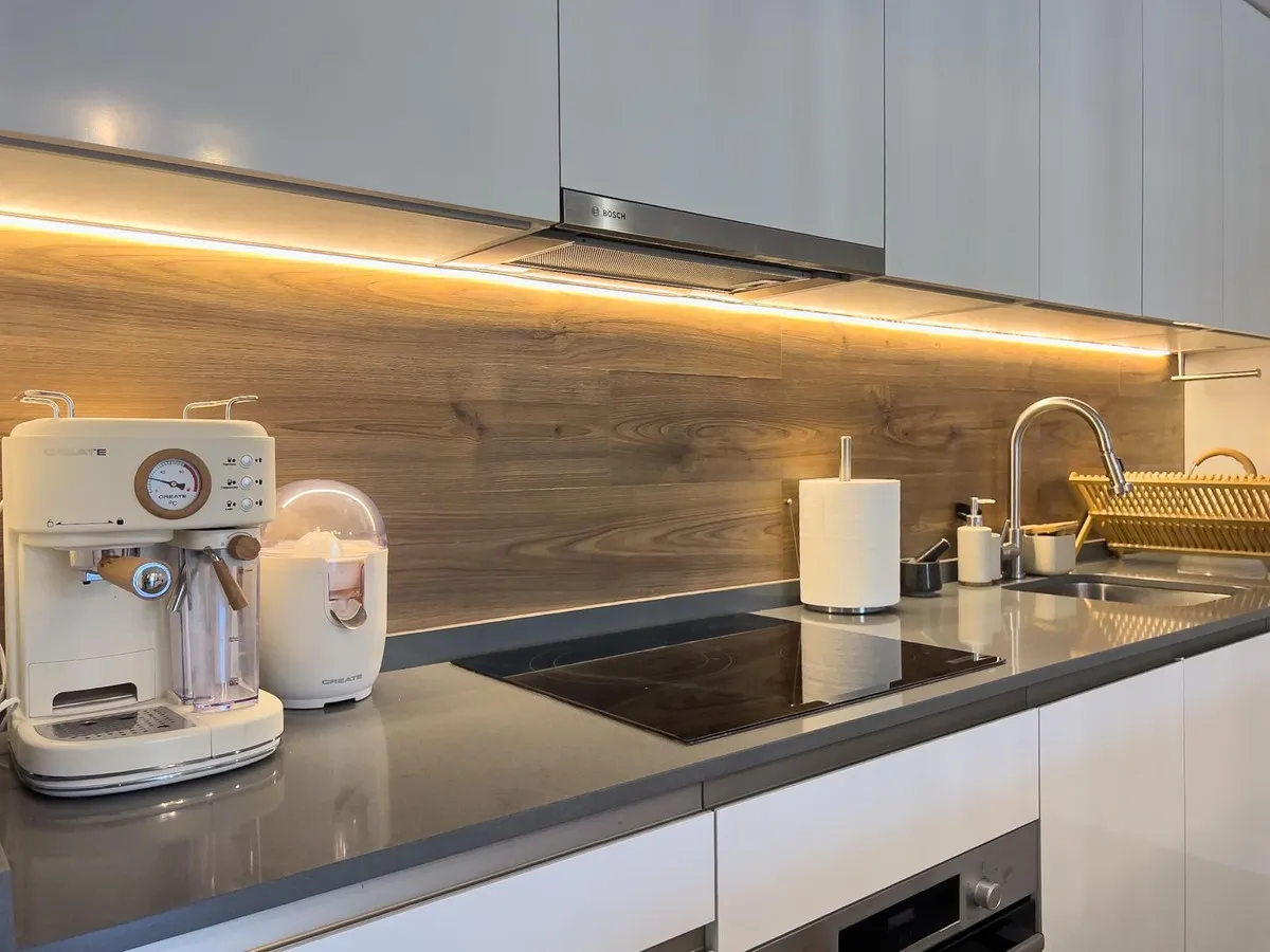 fb9a033c-3d42-4058-9f2f-79dfa58b6afc