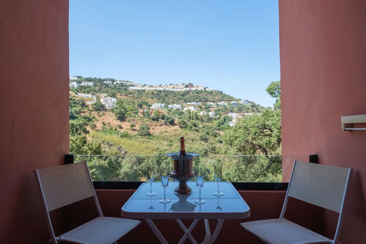 014f0cdd-9637-4ccc-89aa-36213c1a3c89