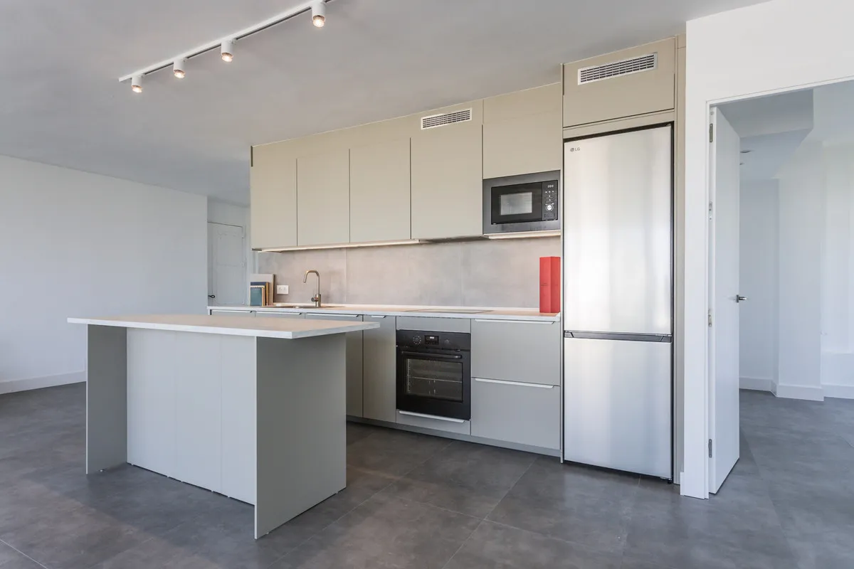 03fca281-a76d-43b2-b44d-2e36833967c7