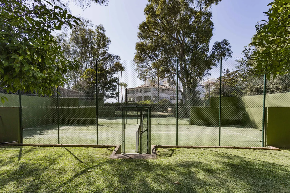 0e8cab52-4335-448a-9309-a09f1d4dea00