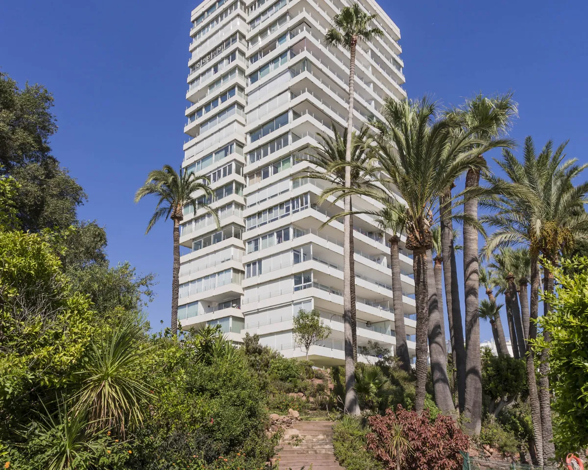 dccef6aa-9de2-4b1d-b988-aae86d91908f