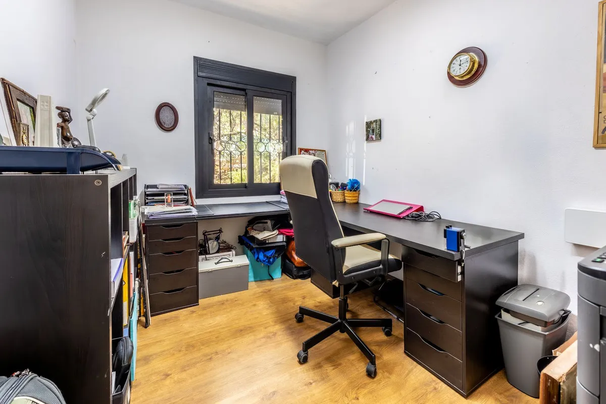 1d02c39e-07a5-4448-95f3-3e8752f9362a