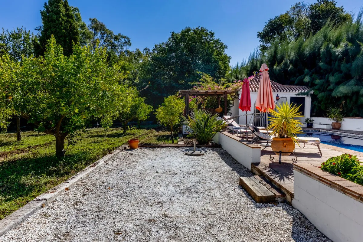 627f8def-cb52-4acb-85f4-d01630855cff