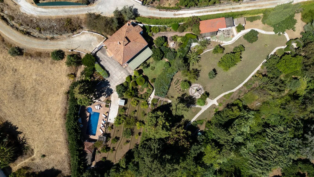 716a4104-6df2-4553-809b-1b31823e0617