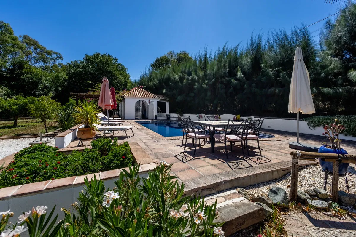 855abdc4-6dc1-4ce6-8c61-4848f5d3bb3b