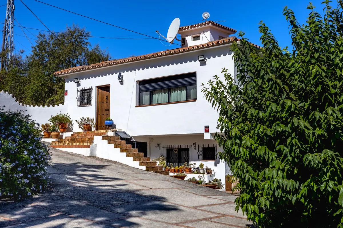 9748aa25-481a-4713-940c-50939f480a17