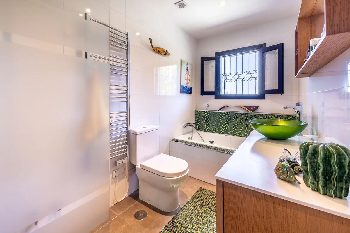 c1afefd4-8dde-47bc-a87f-e9e4cdd660b9