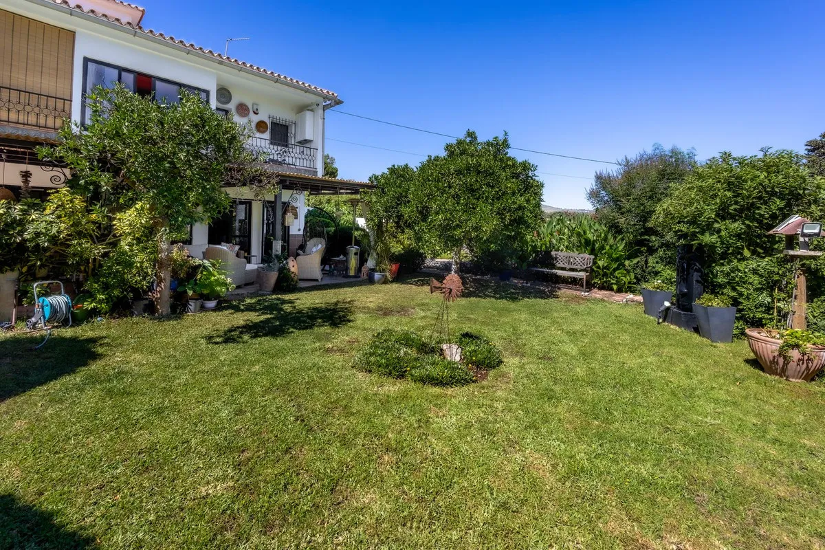 fab5a724-d8c8-486d-8448-000a66392bf8