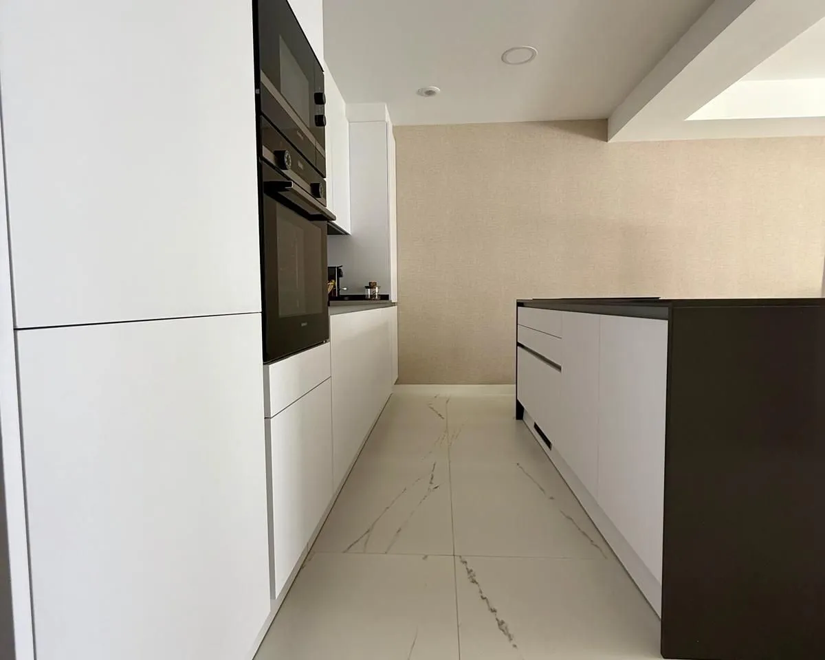 1ed8c3d2-d258-4933-8d8c-22d339726270