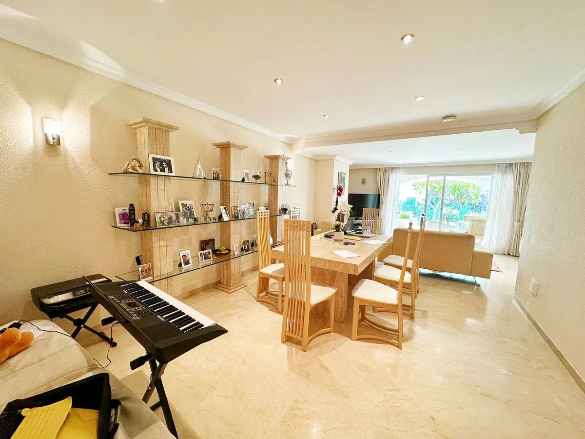 267417e9-064f-4e5e-8948-e444e7adbd11