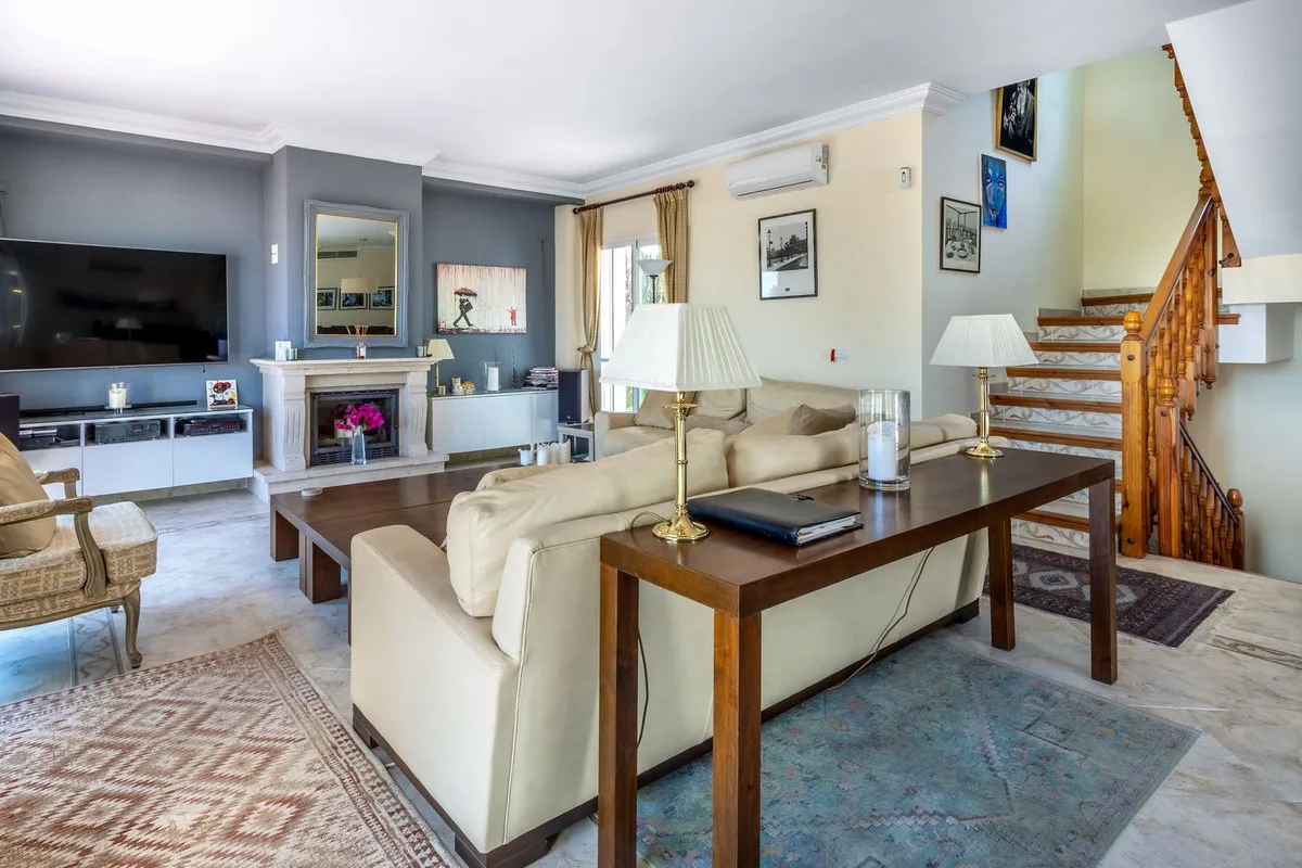 d1284ee4-ea70-4bab-99d2-d2271a6d011c