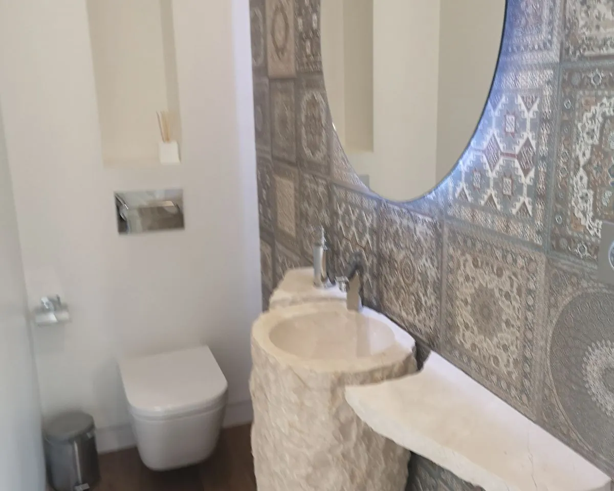 4891d8e1-617d-40c5-a4a0-9988b0312624