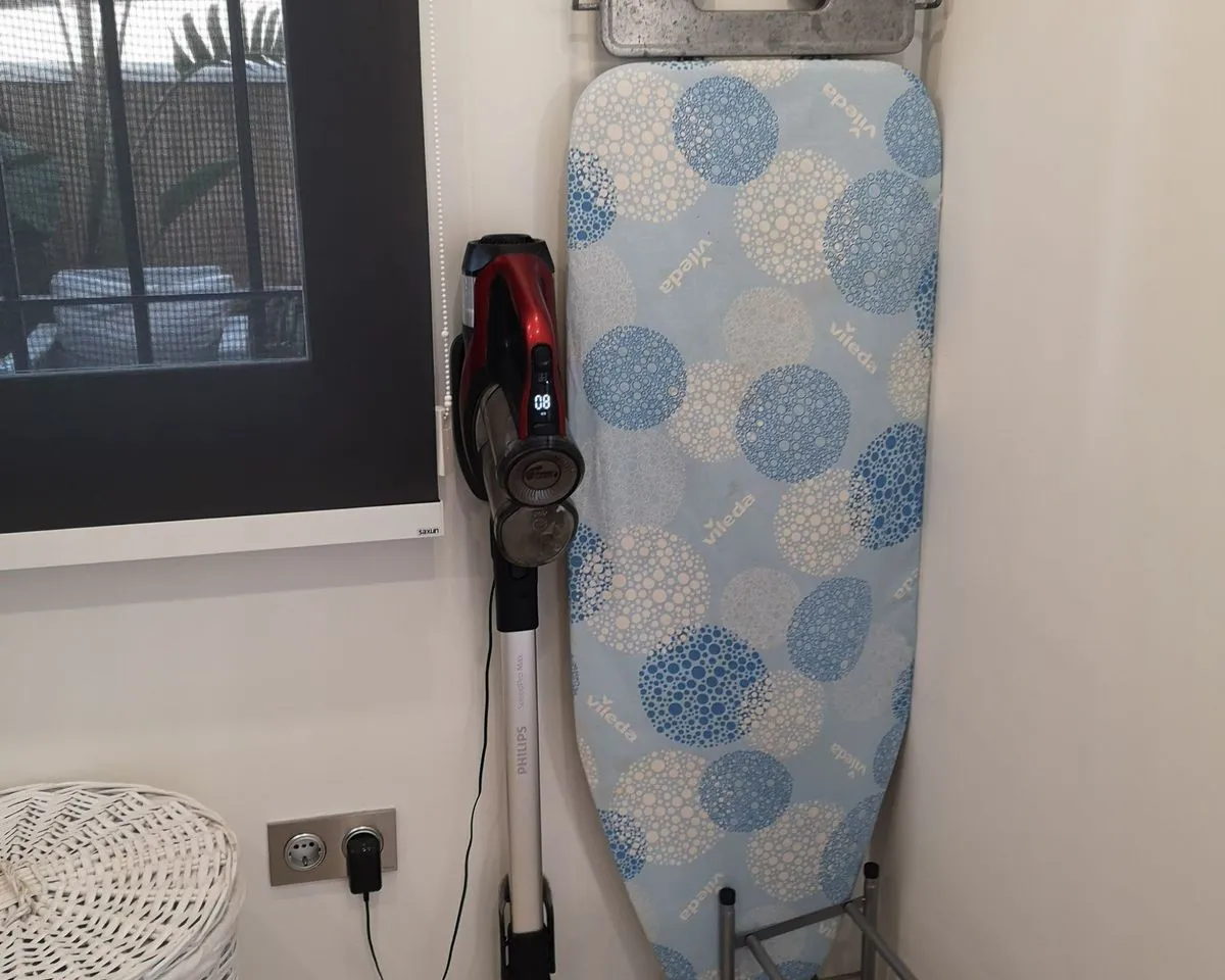 9bab01d9-44fd-4bcb-ad43-bbed313d664e