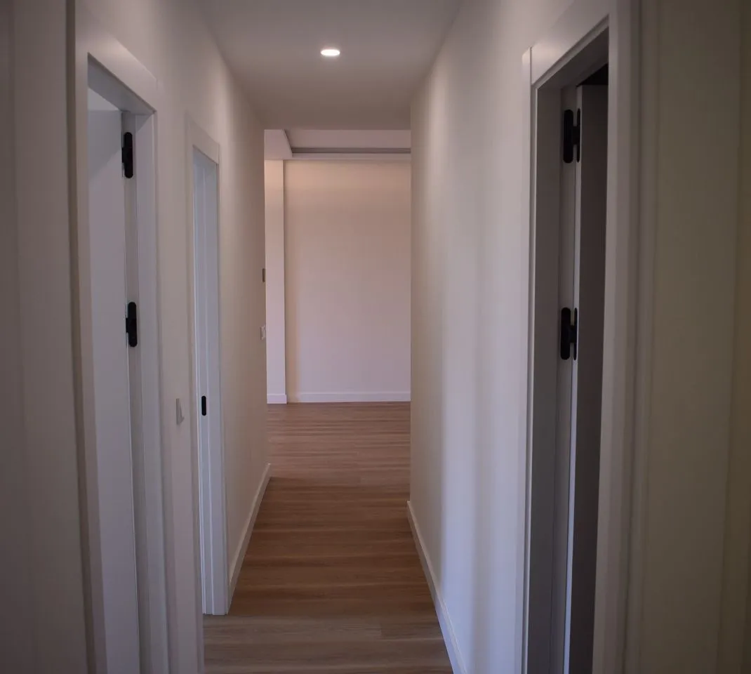 2c40e9bf-44f5-40c8-b6f9-87dc5cfb3e4b