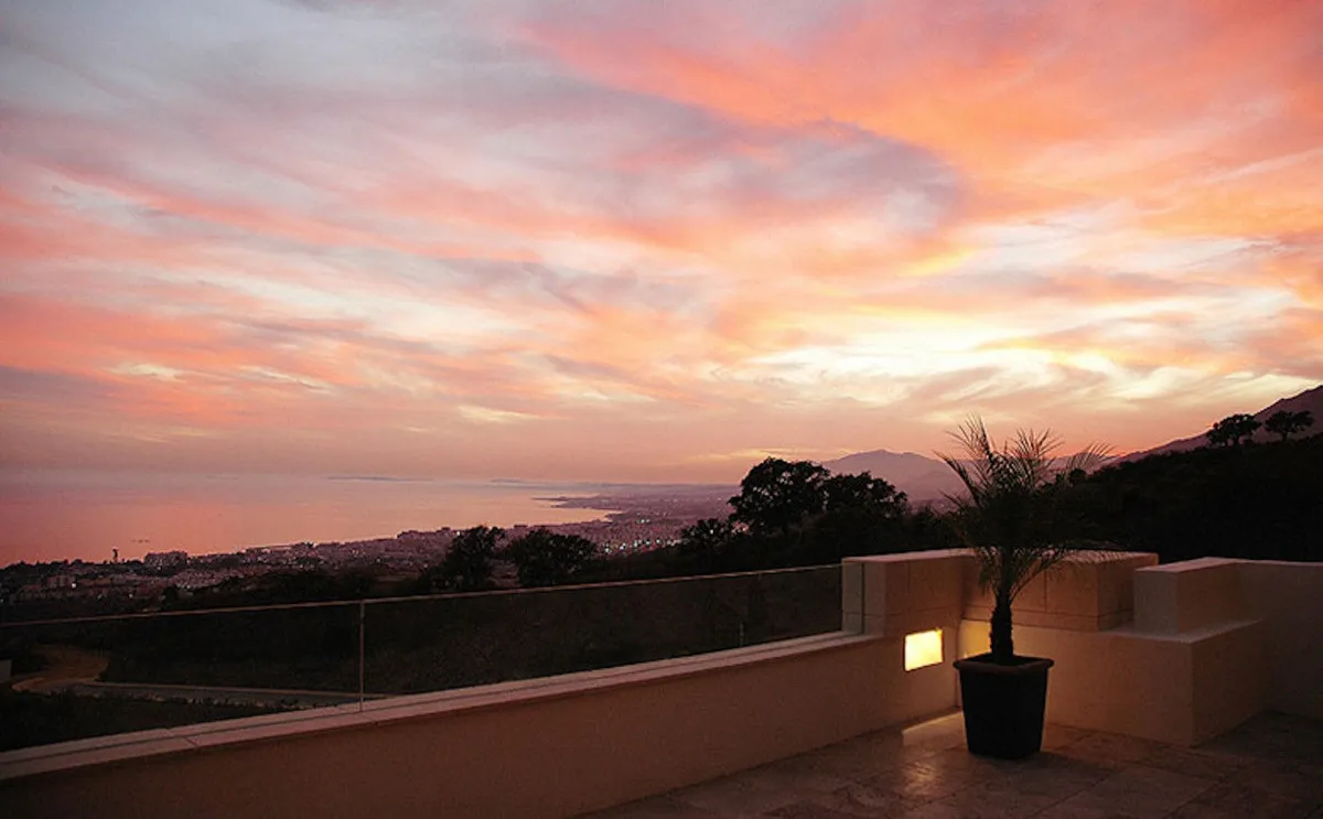 cde2cc51-03b6-4354-bbda-84cadff3983a