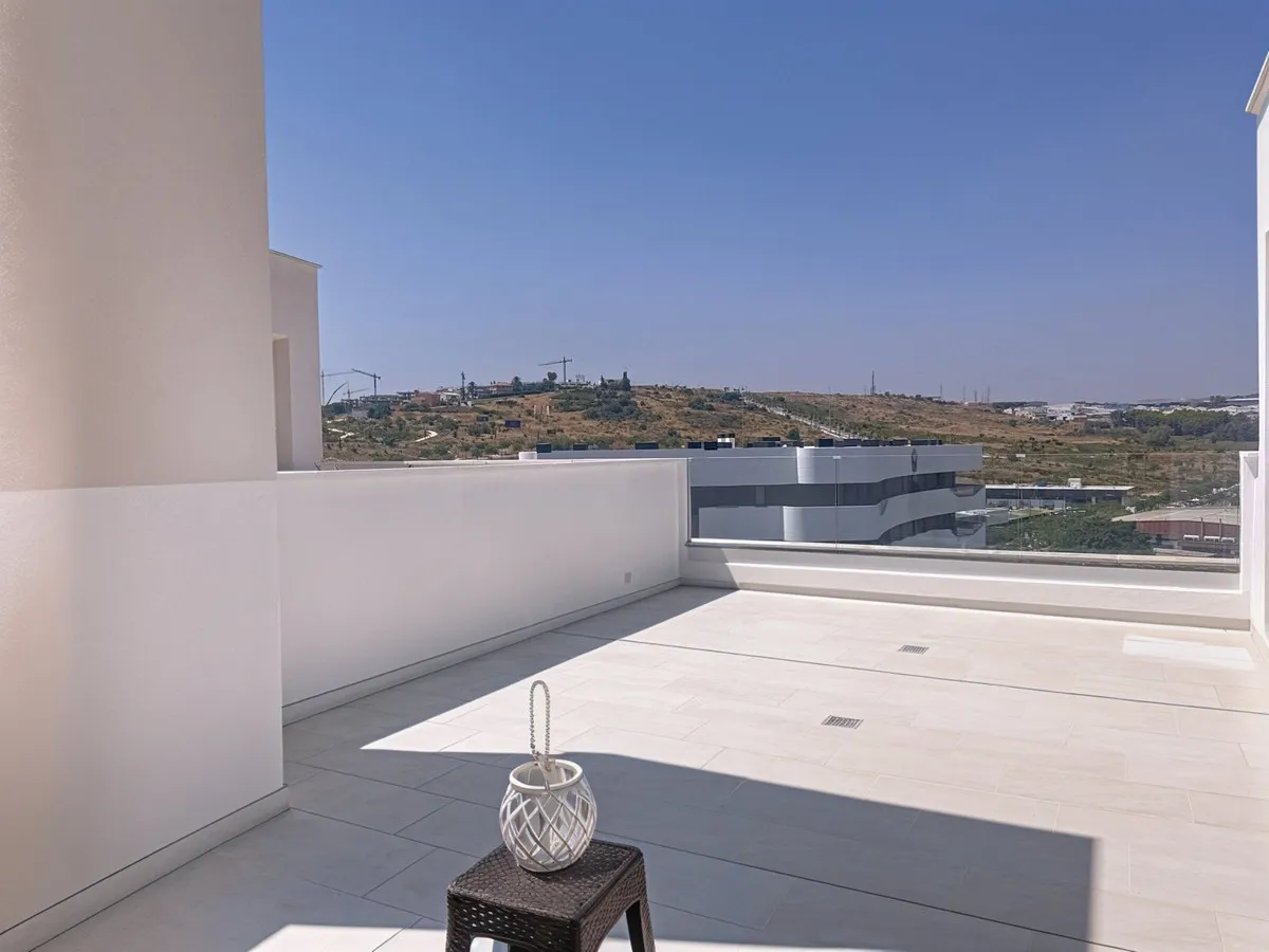 d016473a-4636-47d8-a8d6-3370d62f9d52