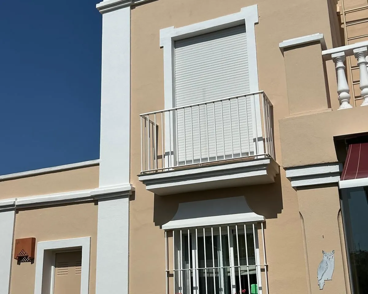 6c6e3755-b28f-431b-b528-6f14f53d6902