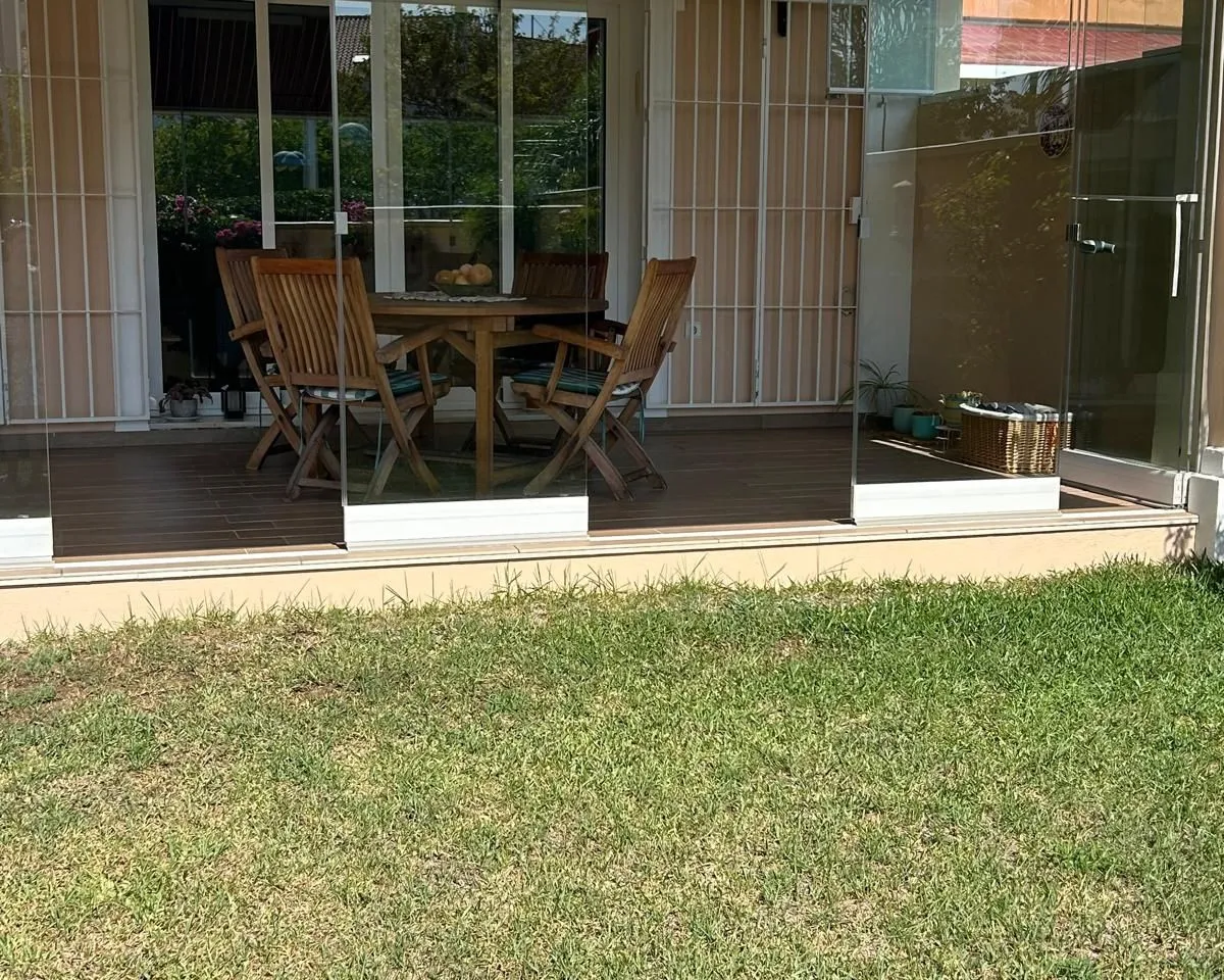 9dbe0f6f-8498-430f-859b-0d2e6e024115