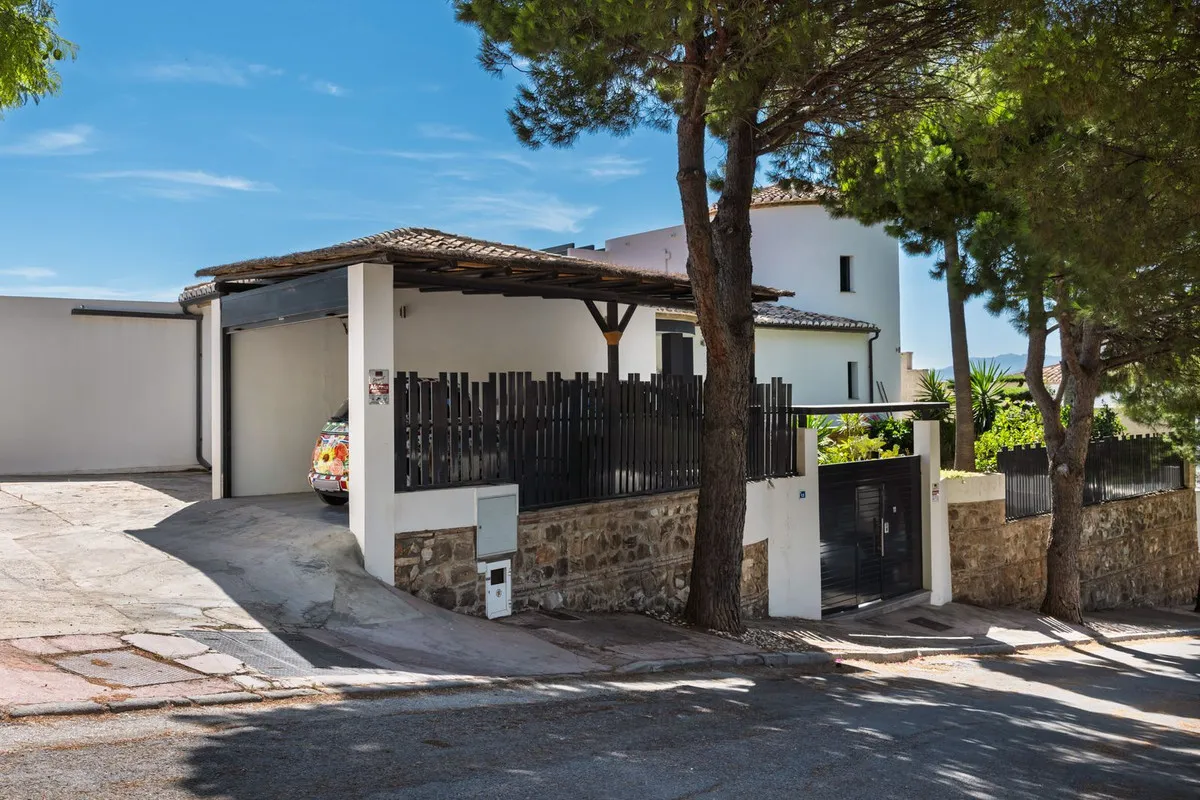 123b4bb9-6cfa-4eed-a560-983d7c7d2030