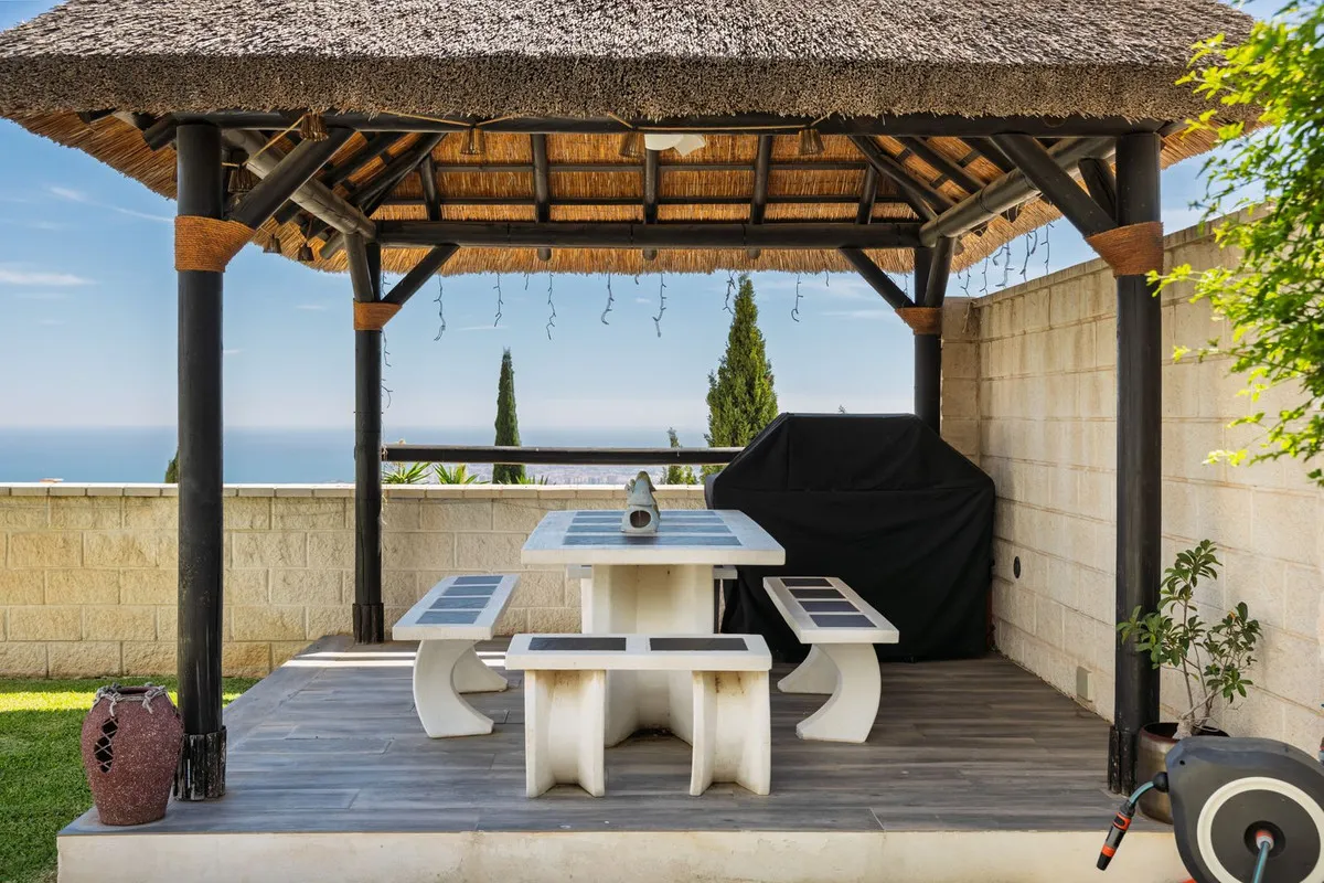 250d3e6b-253e-42ea-9058-95ecc1f792e8