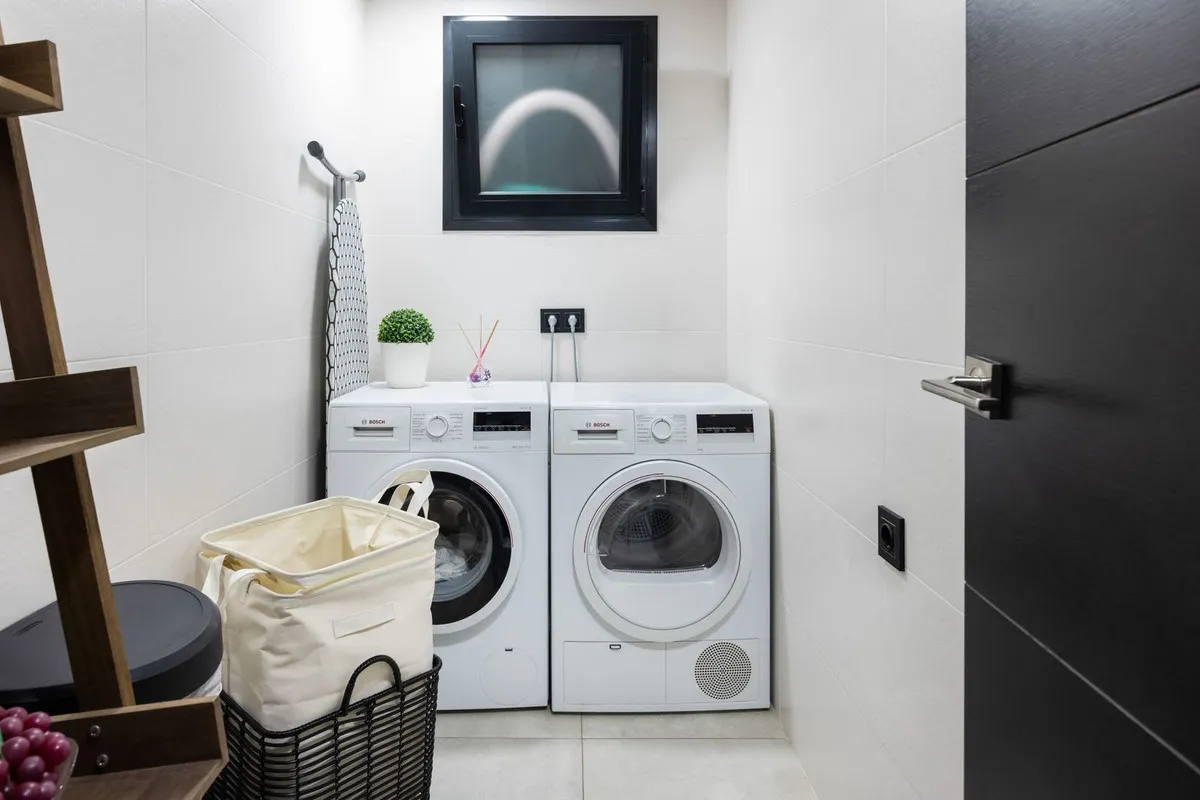 3e412fe1-cbef-4232-884d-422eb927b268