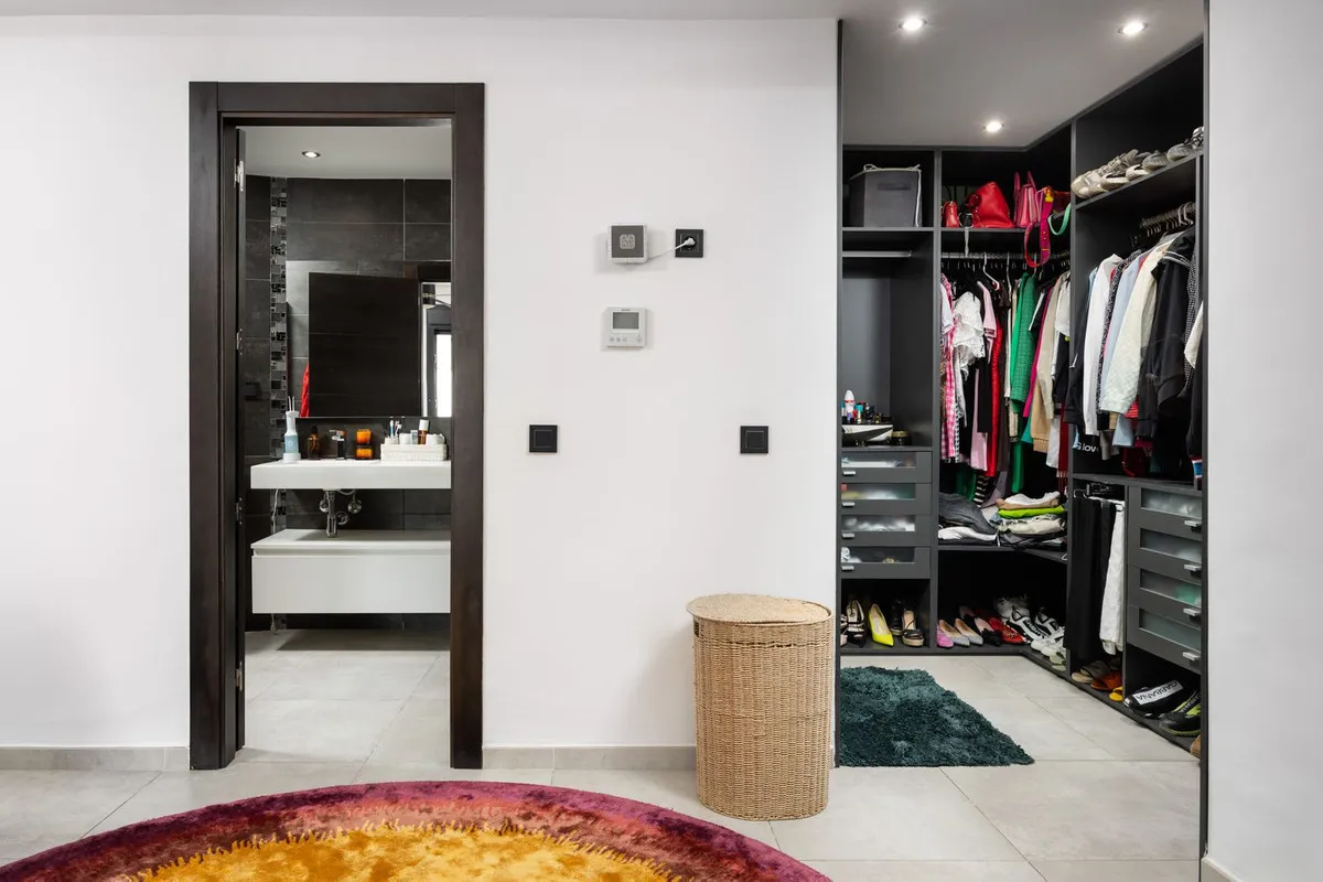 41c83903-f590-450b-b449-444b1885db24