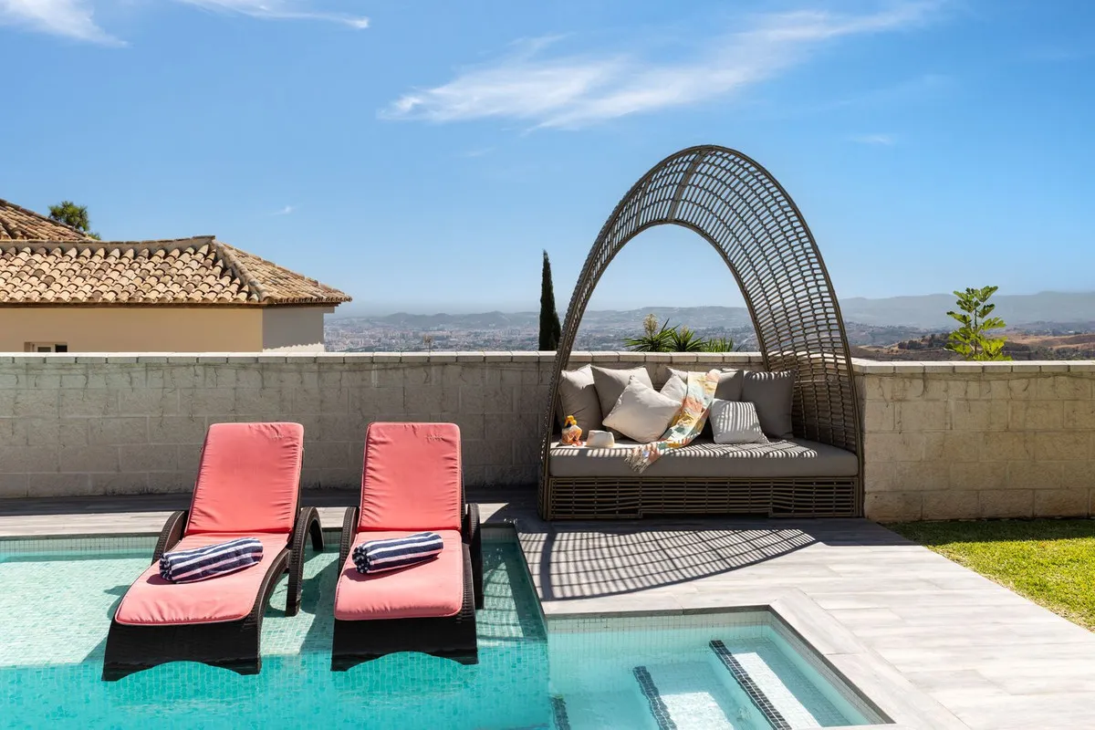 5364dd38-f7f6-4bf4-a3a7-9c0f82a2443d