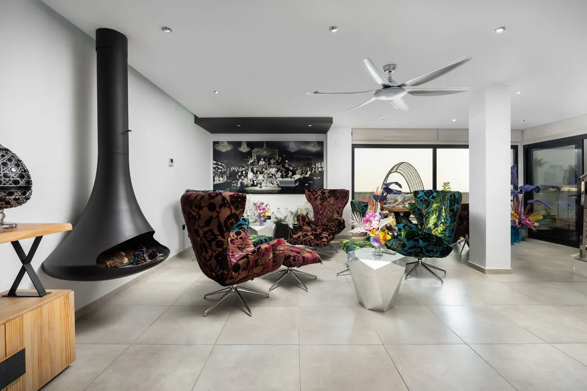 98aad61e-b2b8-4fed-906a-5774c61947ef