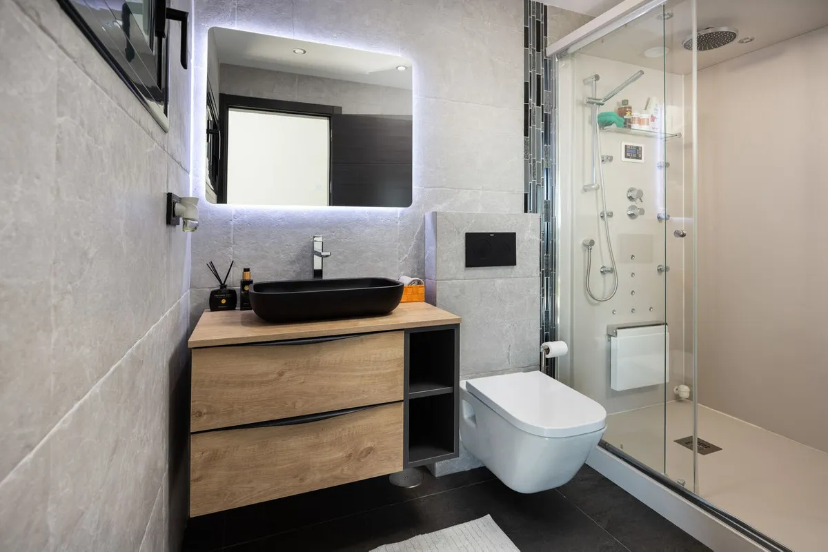 a36fd889-9158-4bdf-9ad7-65fdb38ae5ae