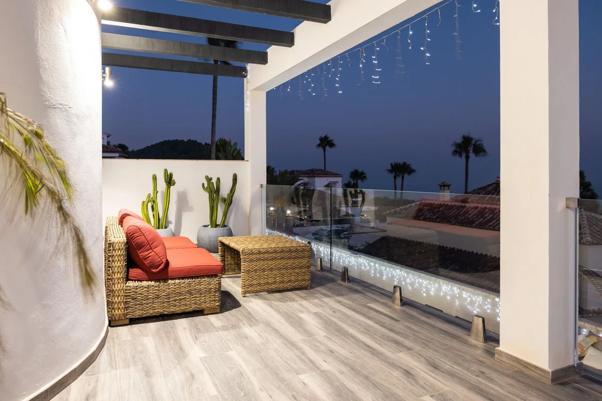 ea914c0f-7211-45d9-a2ee-82c62500bffe