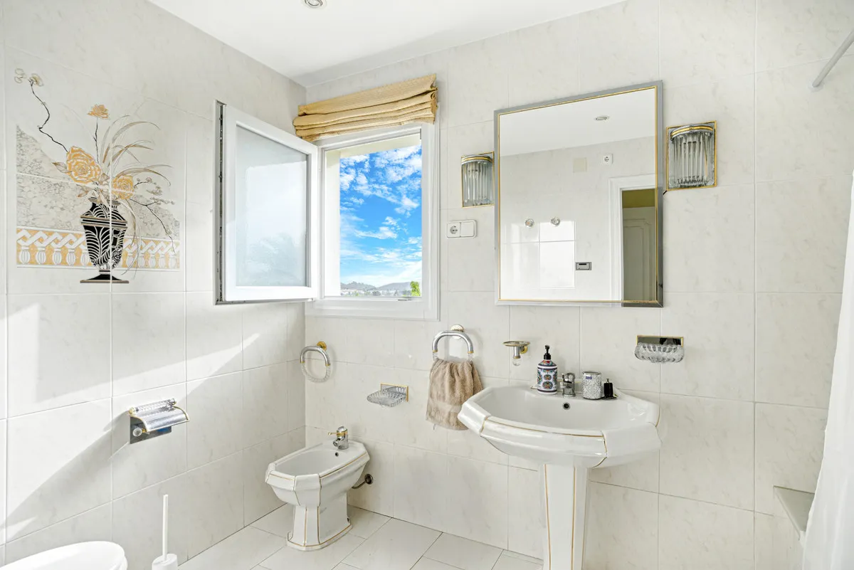 0feaf53a-cd5c-4a8b-8b7c-51cdcb258d69