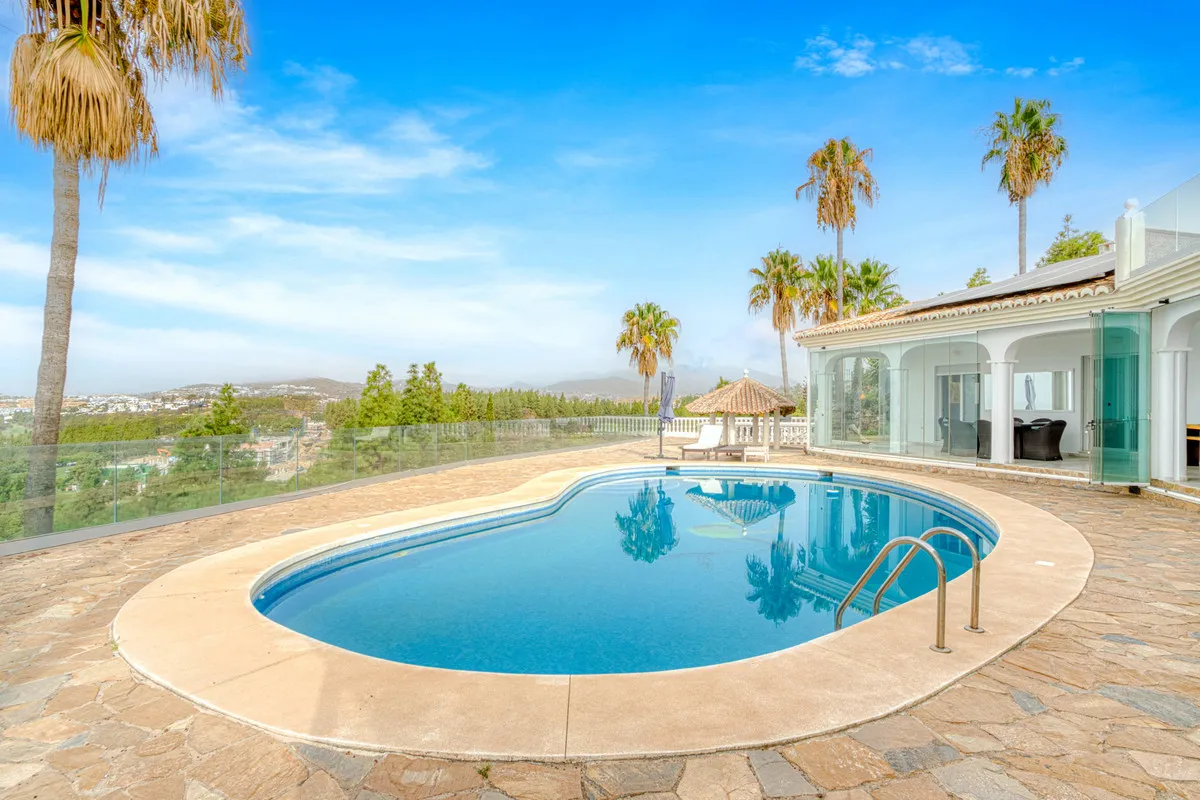 1a2d7c67-86ac-49aa-9a54-1775b67f96d4