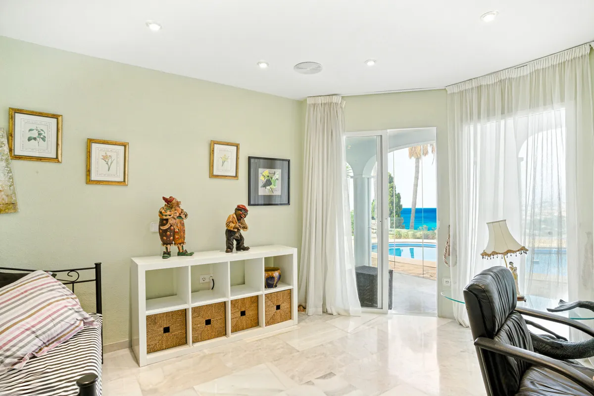 422d279c-f55c-4f48-b391-adc62f2dcc67