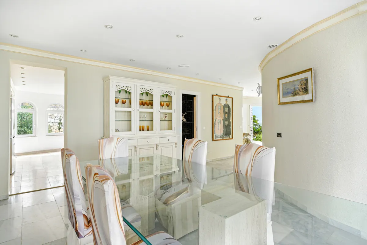 7bc81048-5e2c-4e7f-a1b5-5ae517c48836