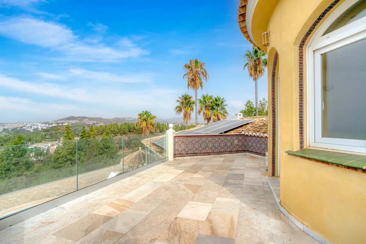 9348819c-dfd7-42e8-85ef-6ee7e24b39ac