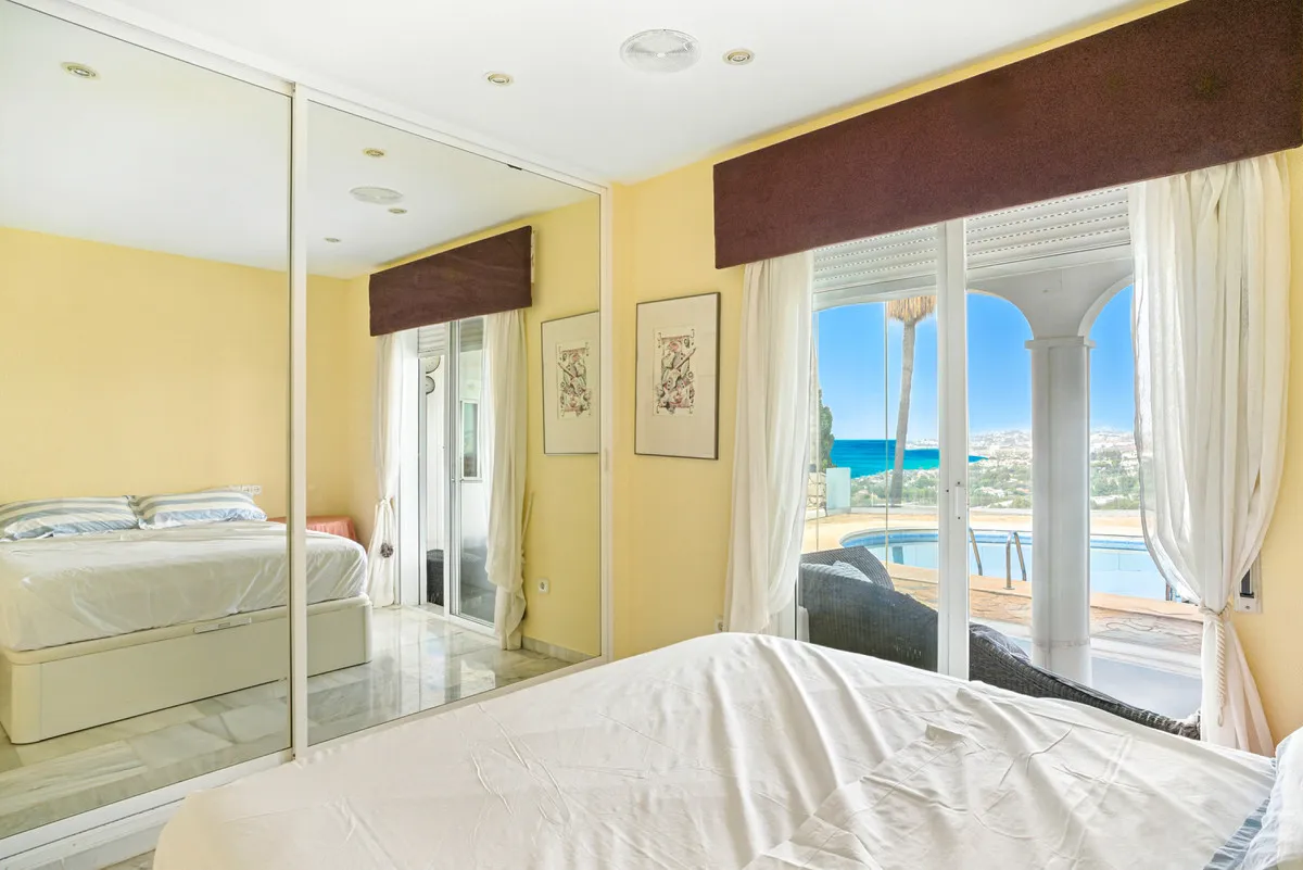 eae44657-2950-4a07-98e8-af3b985af26c