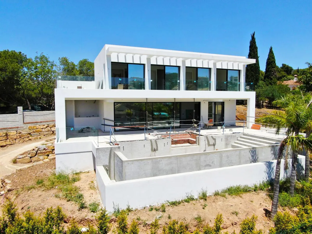 2fdf9cd3-783c-4639-815d-722704f828e7