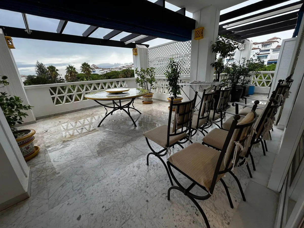 6cd99f9b-04e7-4534-95ba-771f94a73d5f