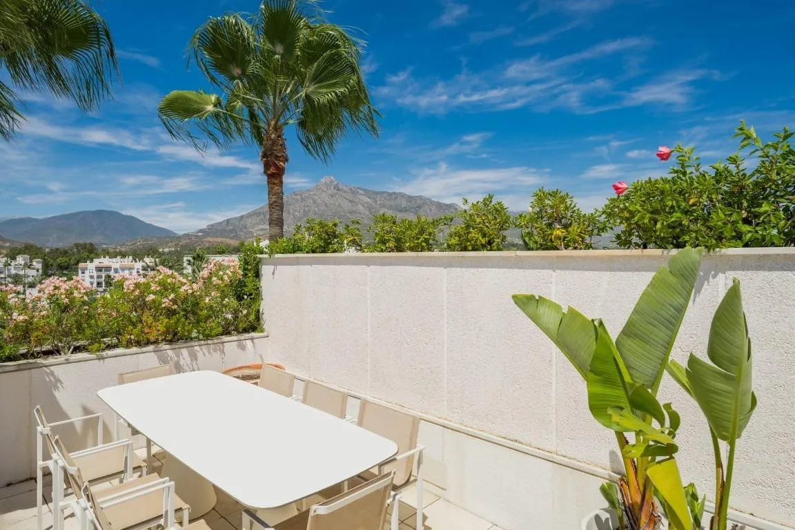 f5d60194-1415-49ab-8213-b3b88e868f14