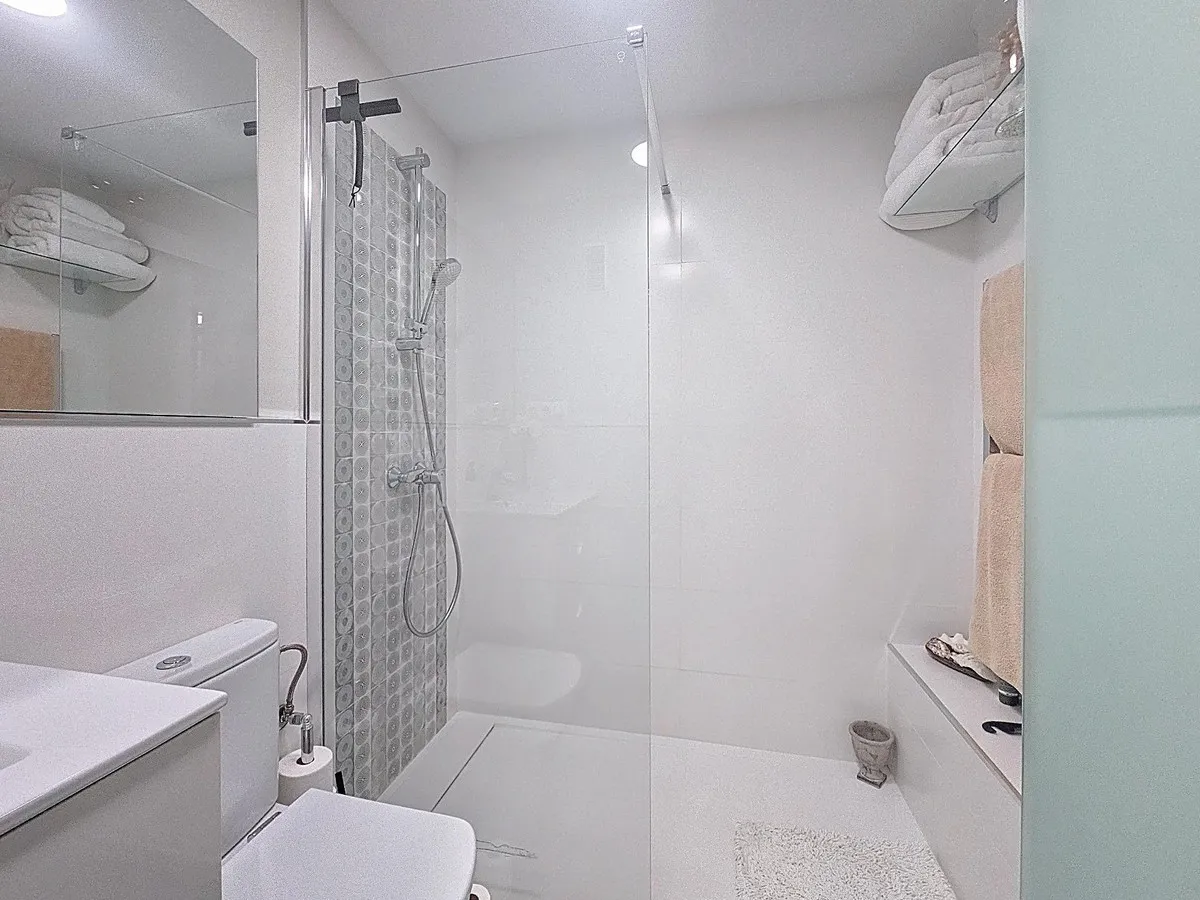 068ce165-0f0b-4621-876c-a4c56c93d0c8