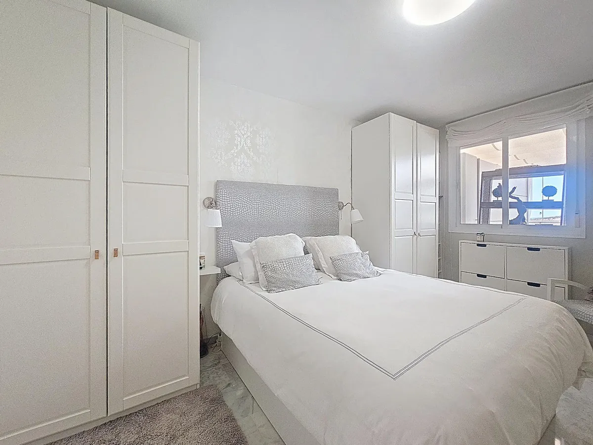 08ab71fb-cd11-4123-9f4b-e96b19cb3cf5