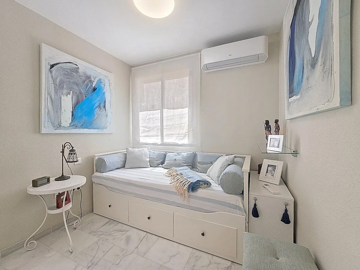 51c1c2ae-c242-4b2b-b5f3-07be76a94245