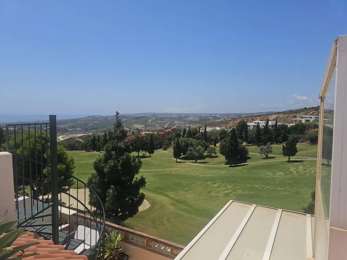 f9d59989-6216-4e1d-ad24-9c2493b28adf