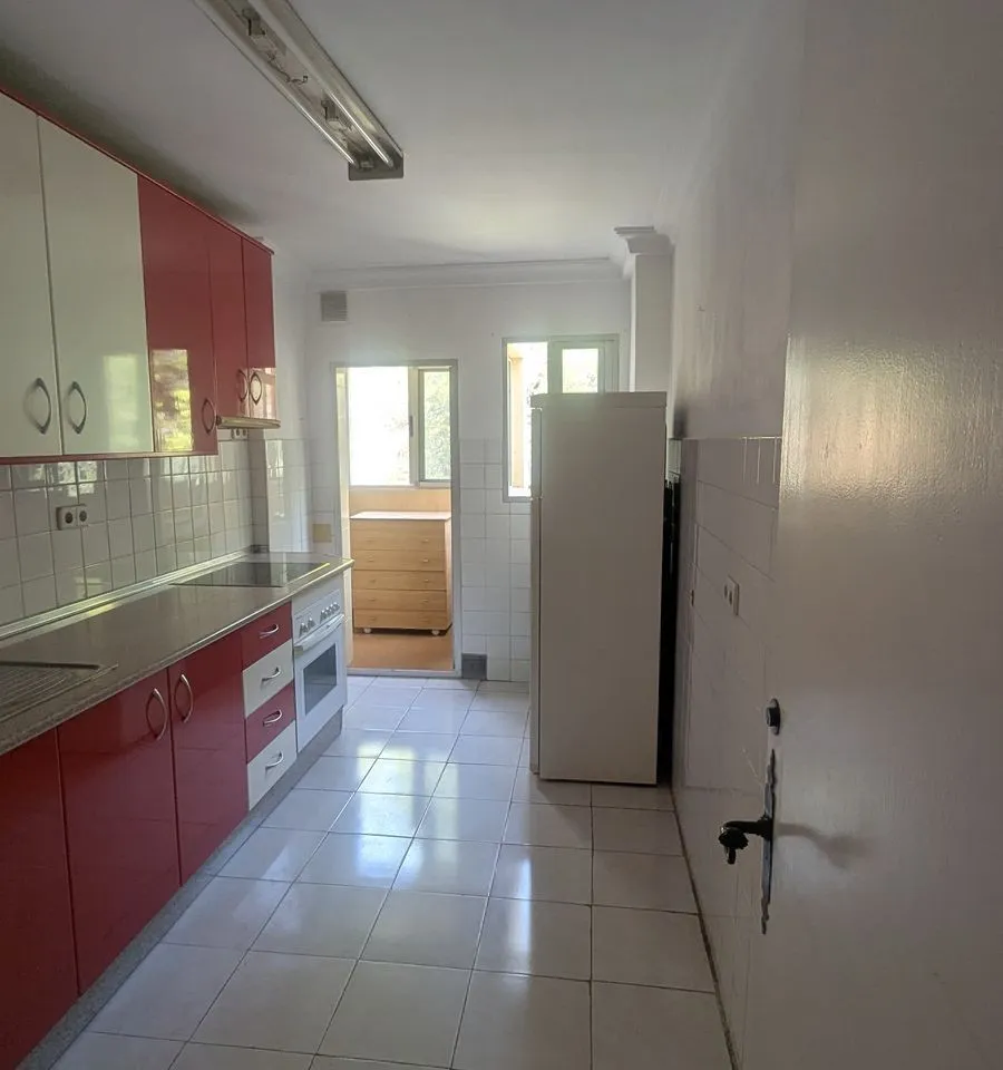 e4df02aa-92e8-4678-a459-39584864a88e