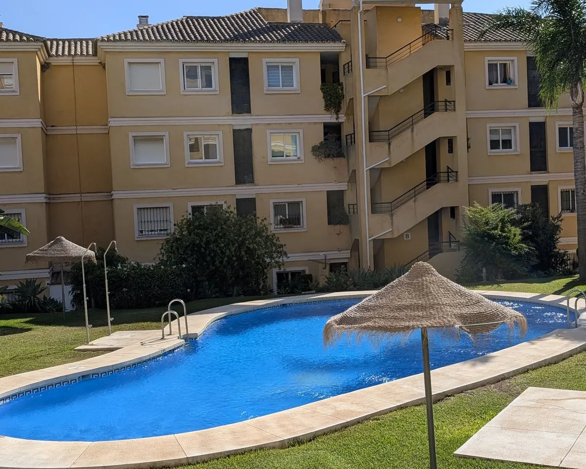 0ca8cc60-109a-43a6-9c0e-5670a24da7f7