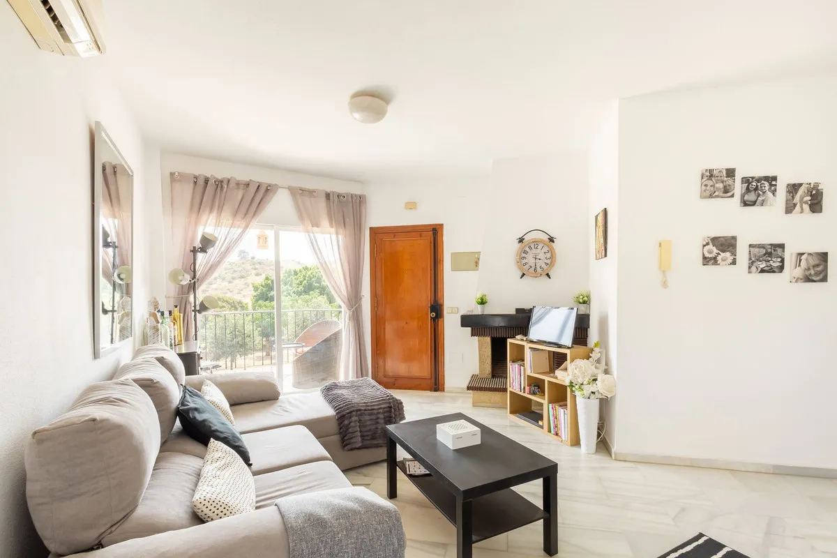 3f02f764-f8da-406c-963c-0afc2d88947f