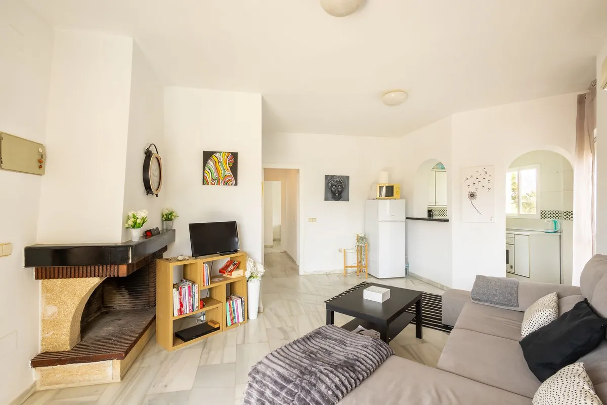 49fc2169-6c41-48b8-945d-072045c03255