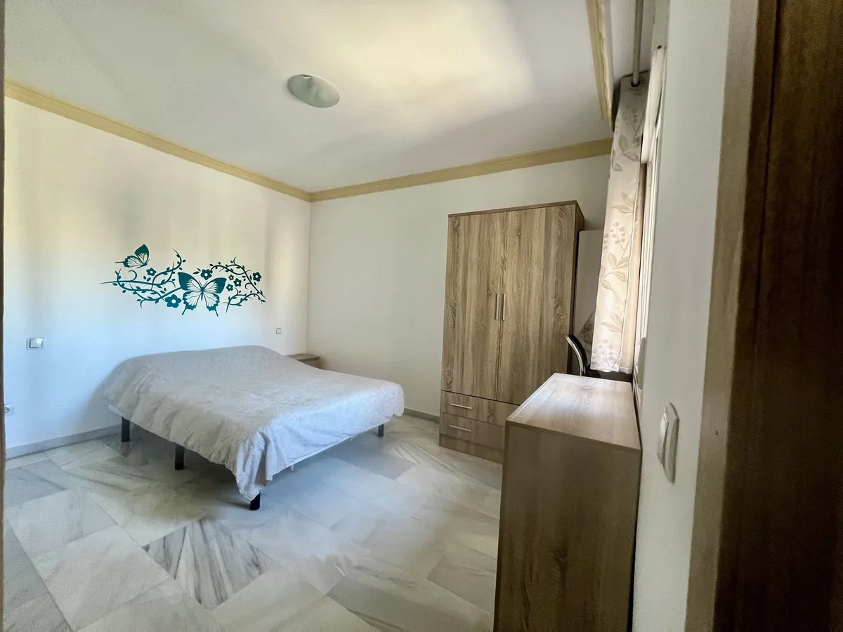 01835077-c200-49b6-abe4-963367aec26f