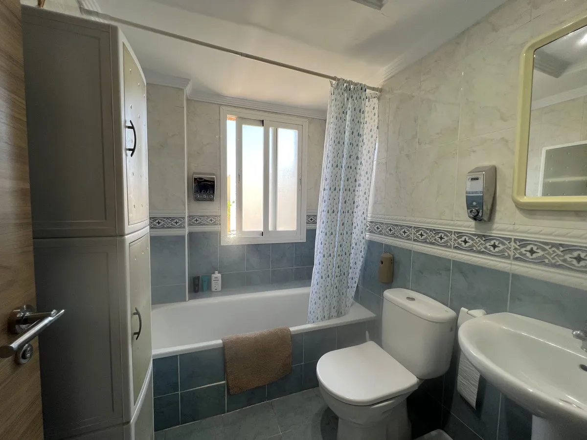 79755b43-9db3-481a-87be-2786b91523f3